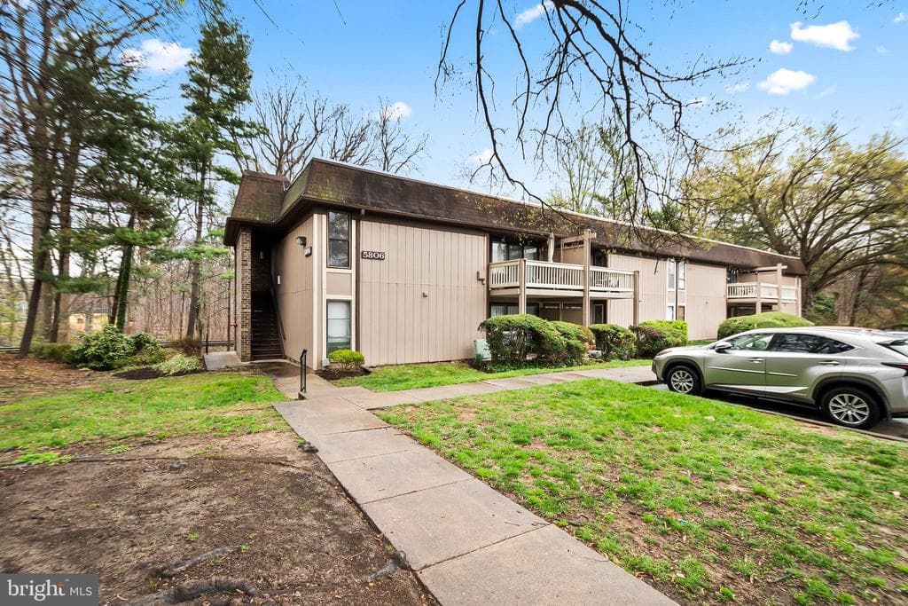 5806 Royal Ridge Drive #f photo 1