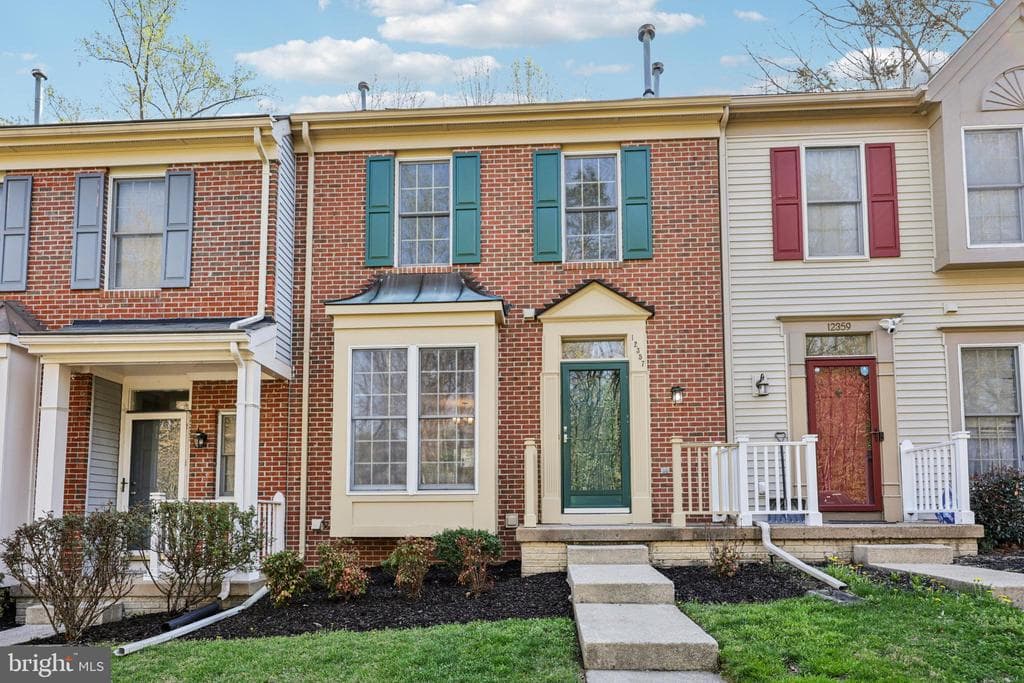 12357 Manchester Way photo 1