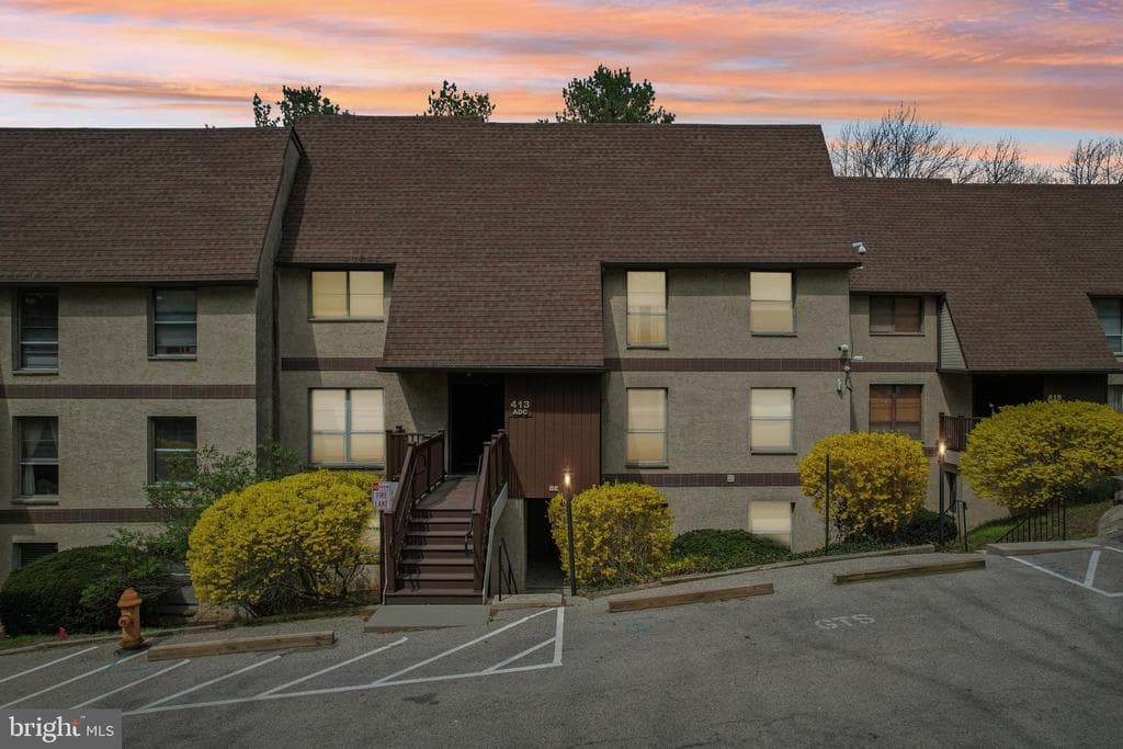 413 Shawmont Avenue #d photo 1