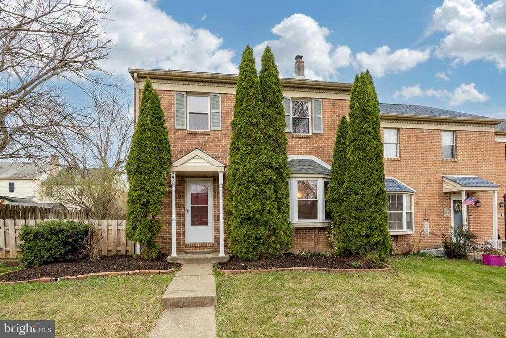 270 Grimley Road photo 1