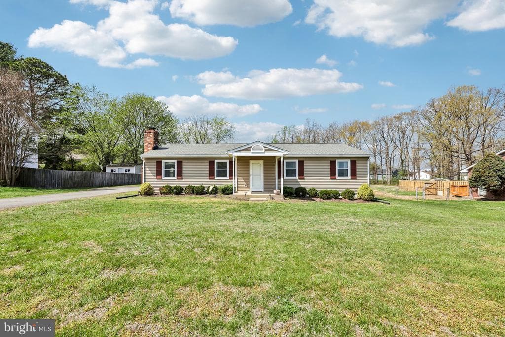 12016 Grantwood Drive photo 1