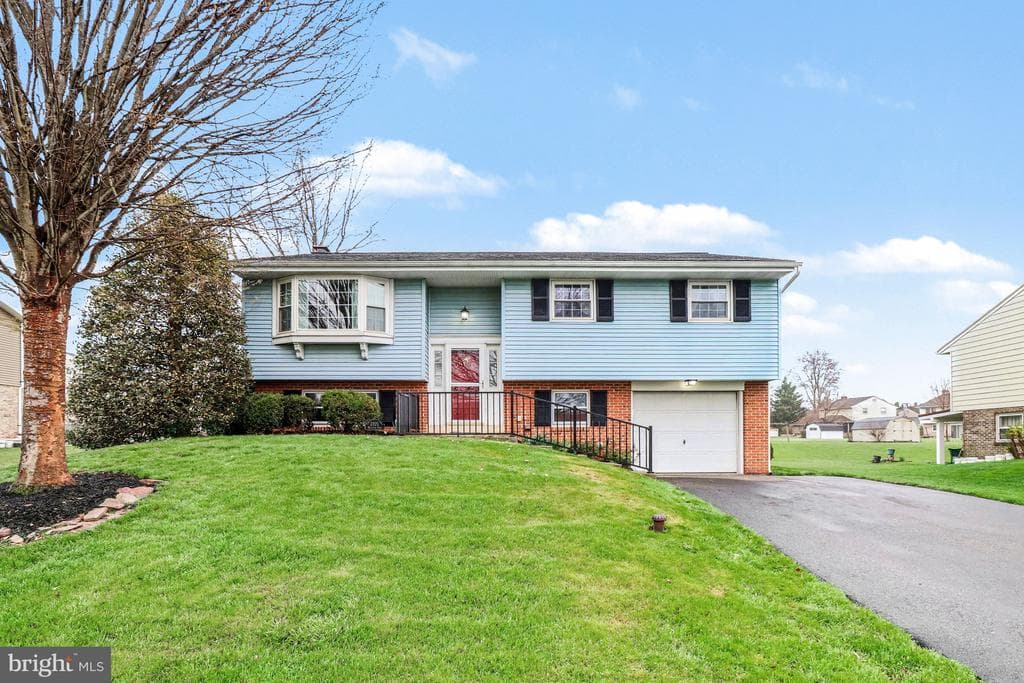 2225 Brockton Road photo 1