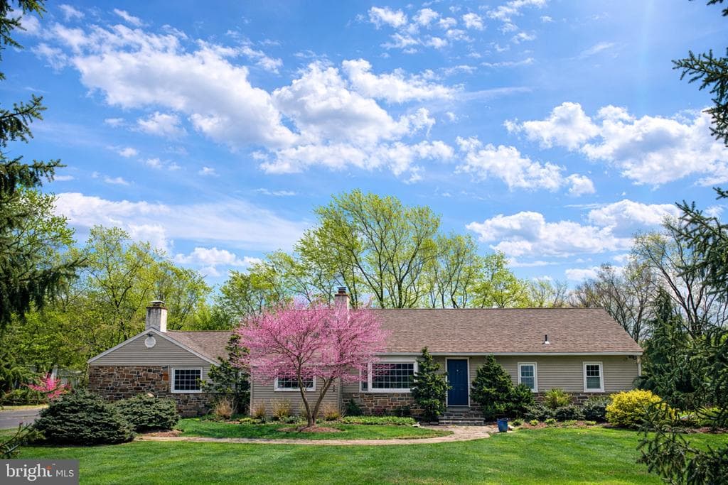 1408 Evans Road photo 1