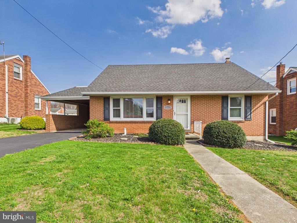 1483 Linton Terrace photo 1