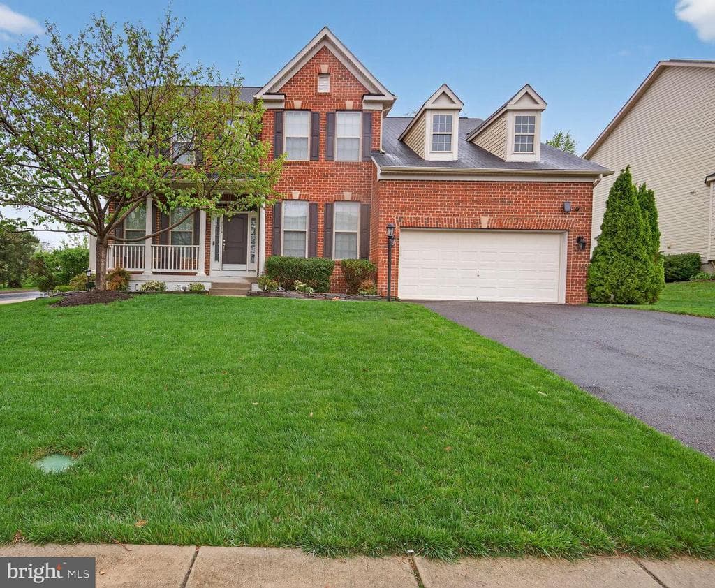 4714 Barnum Lane photo 1