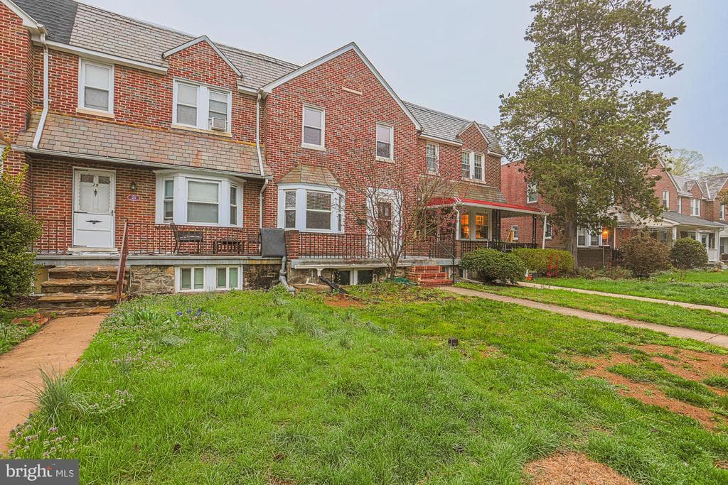 27 N Symington Avenue photo 1