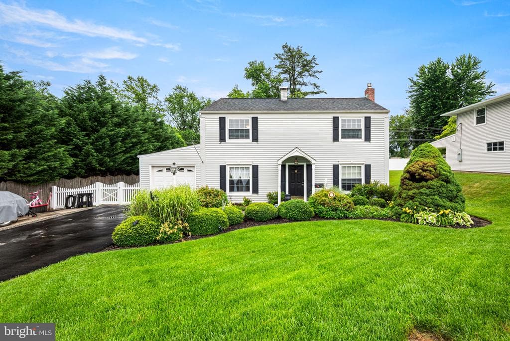 128 Terrace Road photo 1