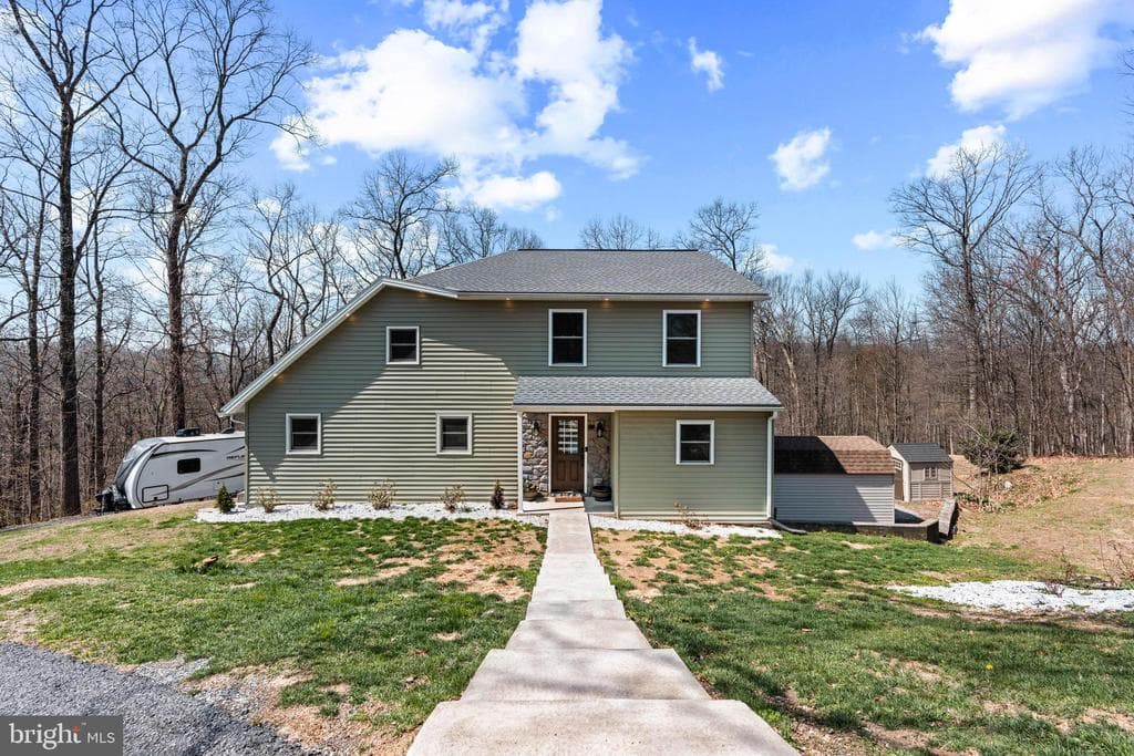 51 Hausman Road photo 1