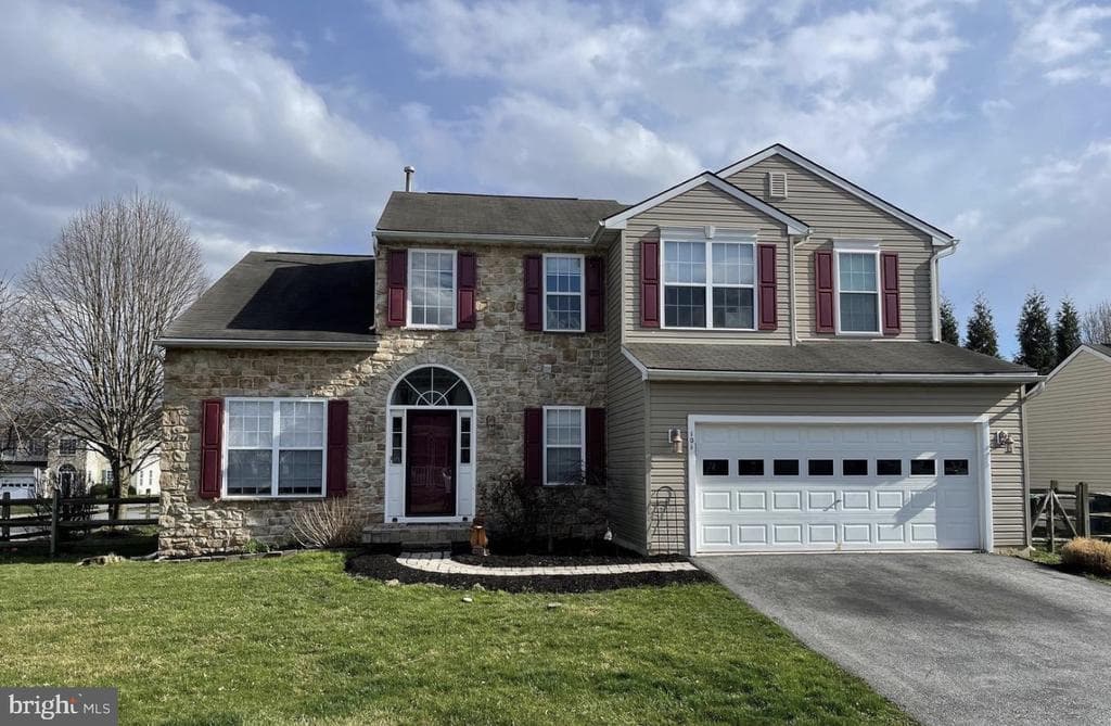 101 Quigley Way photo 1
