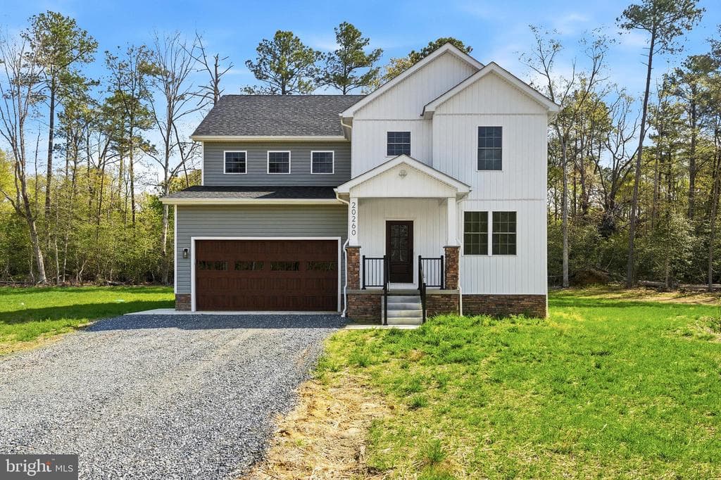 20260 Hawks Way photo 1
