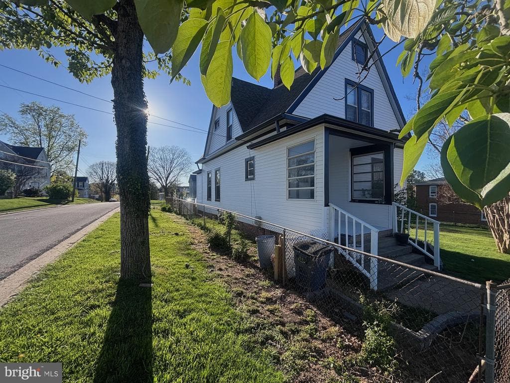 151 Howard Avenue photo 1