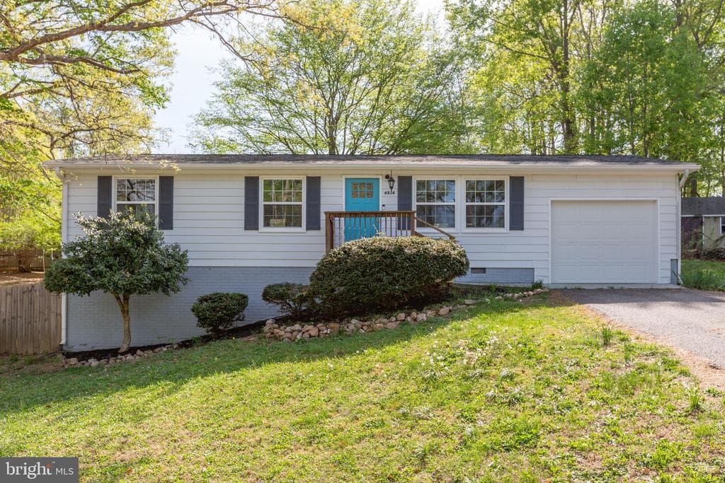 6514 Deerskin Drive photo 1