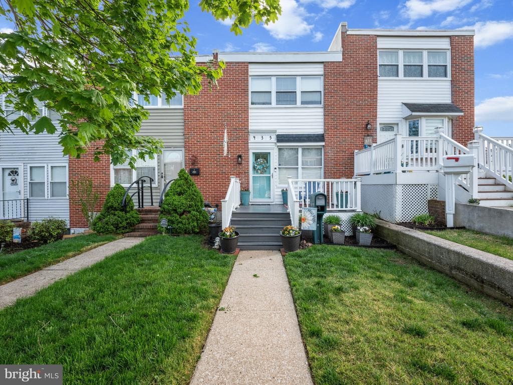 435 Seward Avenue photo 1