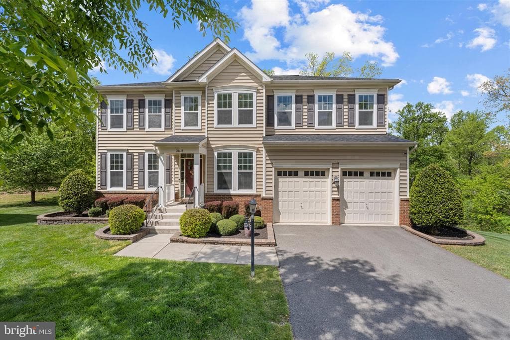 24618 Salmon River Place photo 1