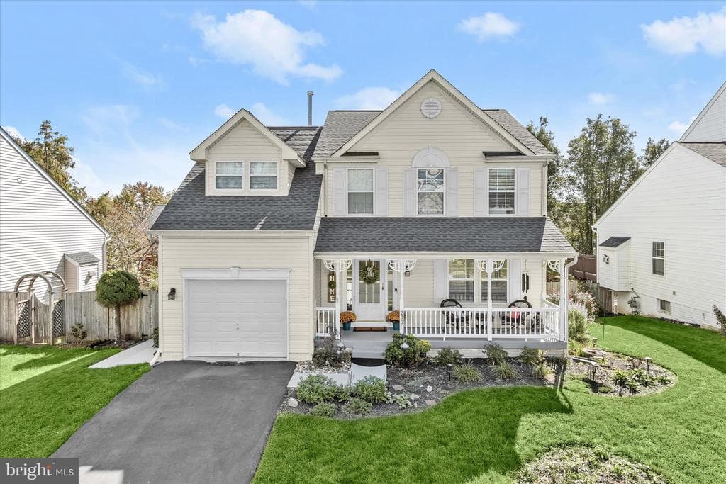 239 Bishops Glen Drive photo 1