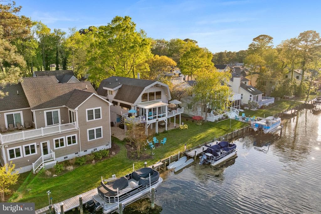 22 Watergreen Lane photo 1