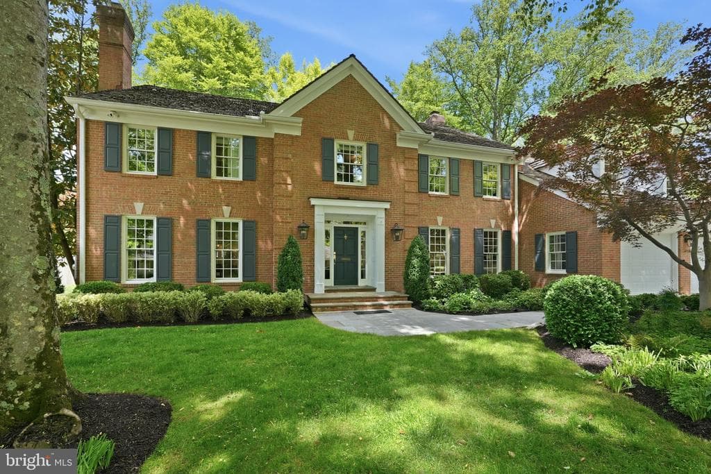 8020 River Falls Drive photo 1
