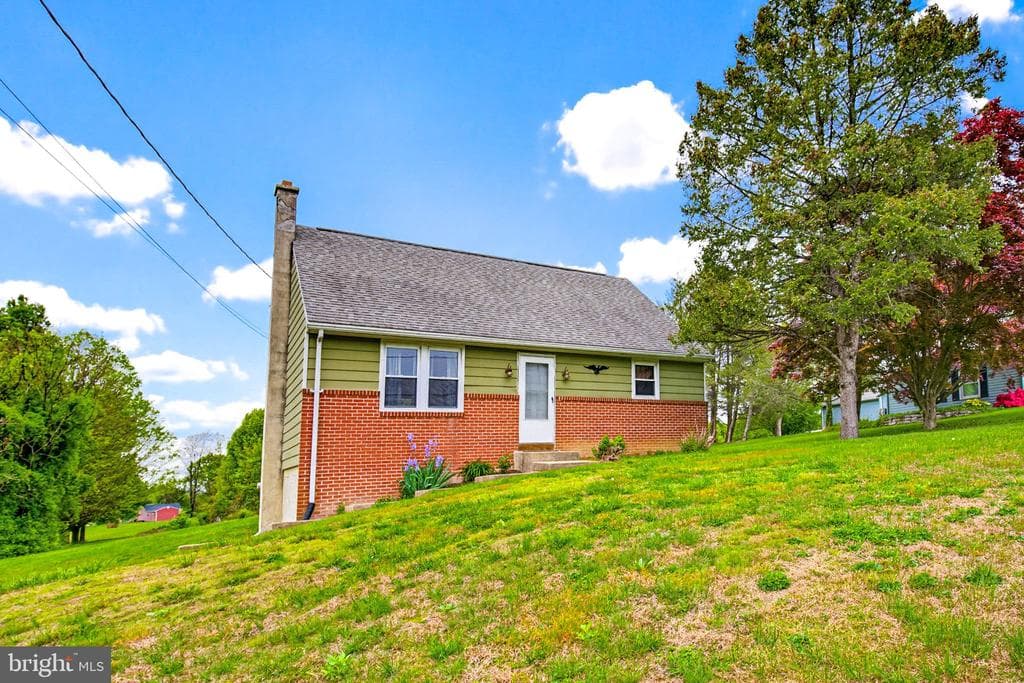 404 River Corner Rd photo 1