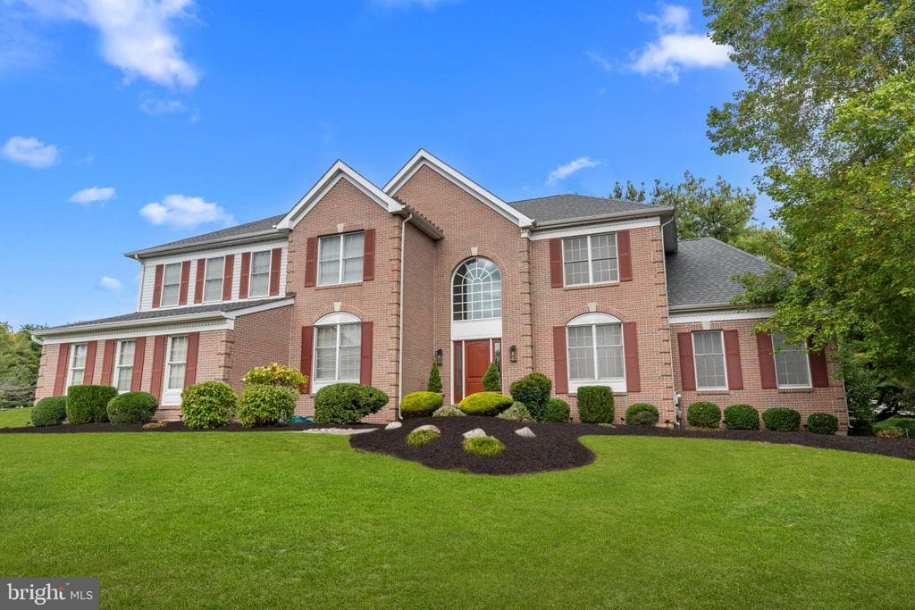 53 Alexanders Court photo 1
