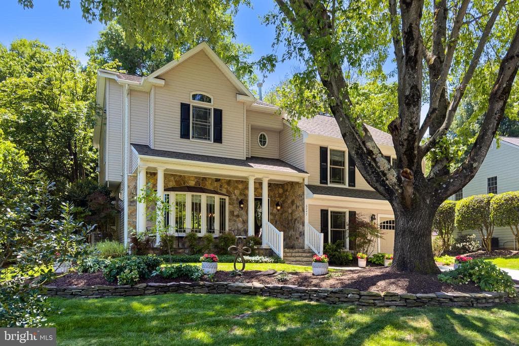 6247 Gentle Lane photo 1