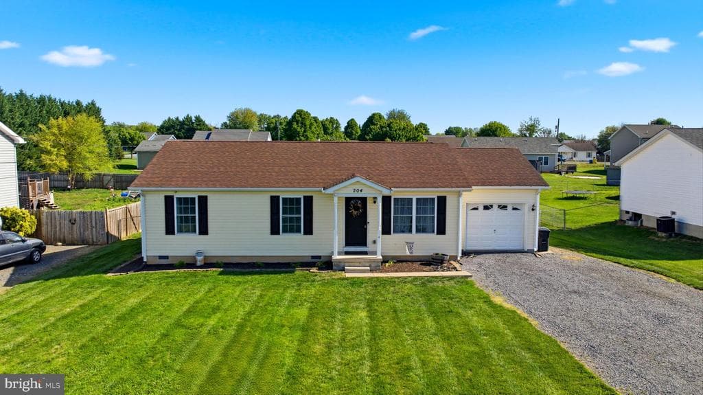 204 Sonya Lane photo 1