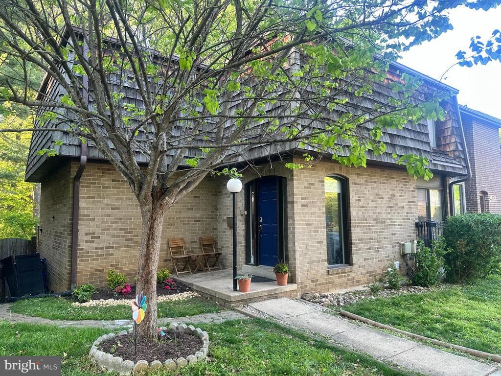 8029 Inverness Ridge Road photo 1