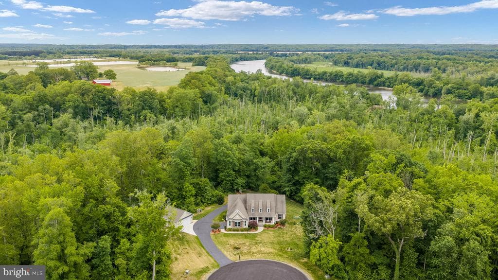 438 Brenthem Farm Drive photo 1