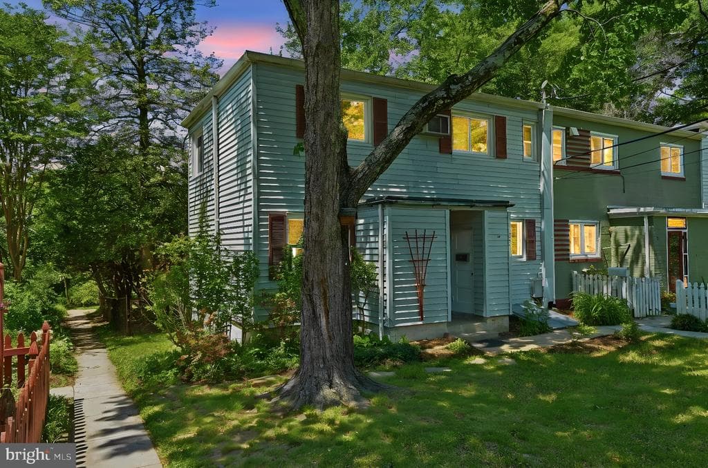 33 Ridge Road photo 1