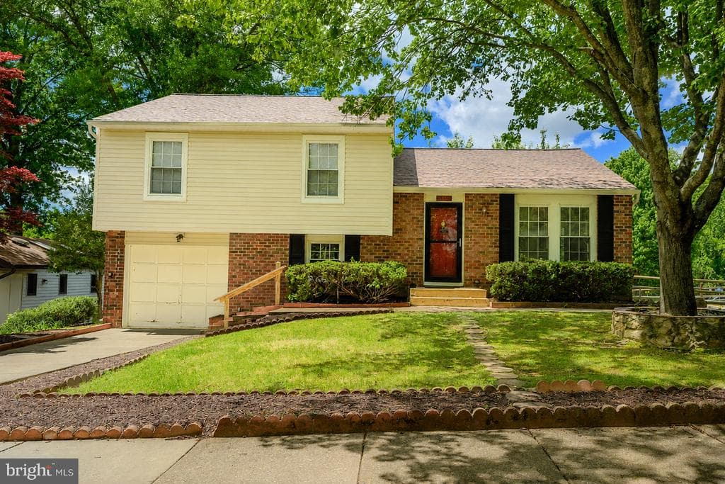 5450 Bluecoat Lane photo 1