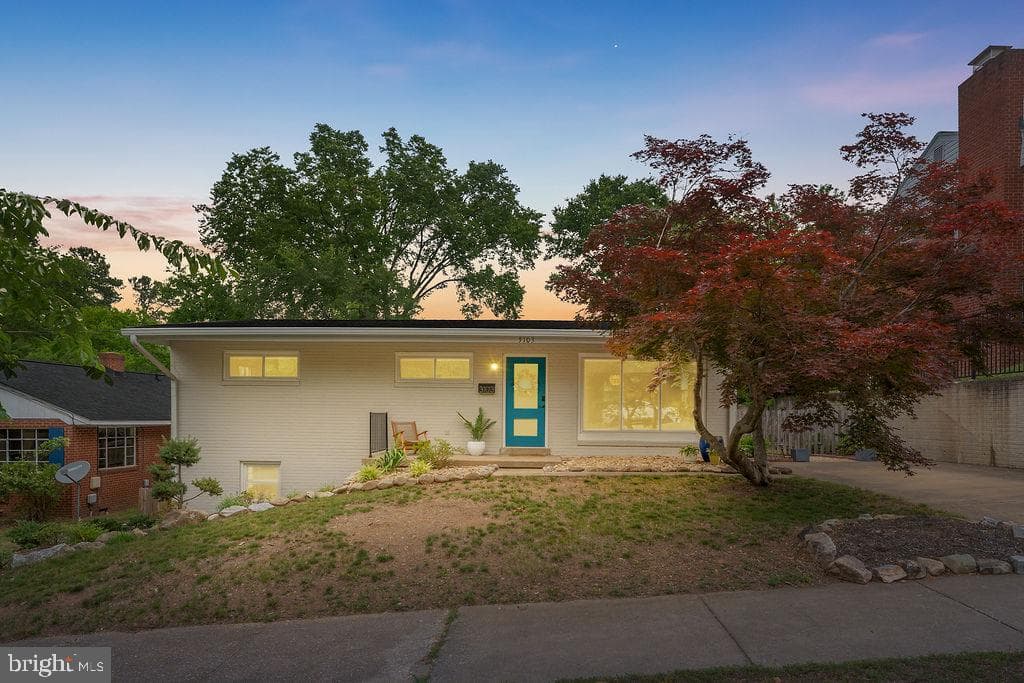 3103 Linden Avenue photo 1