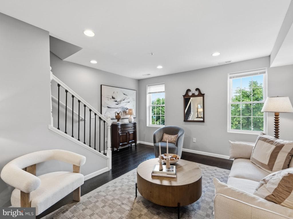 1705 D Street SE #1, Washington