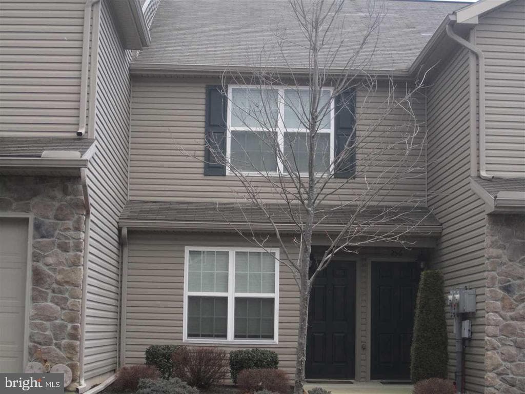 258 Thrush Drive photo 1