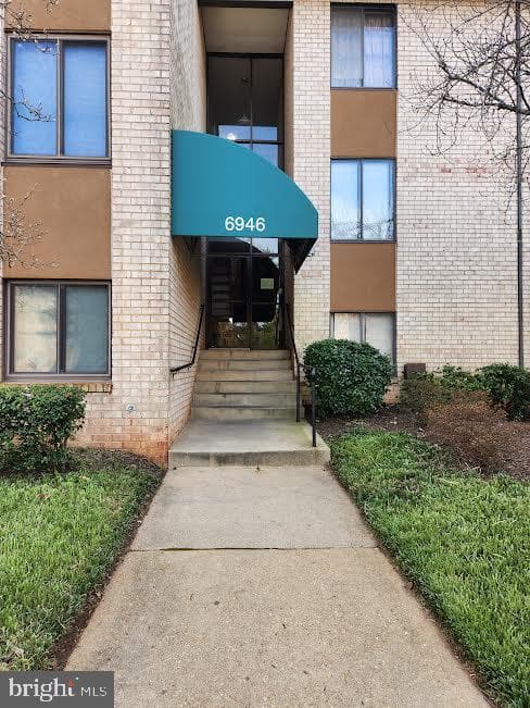6946 Hanover Parkway #1 photo 1