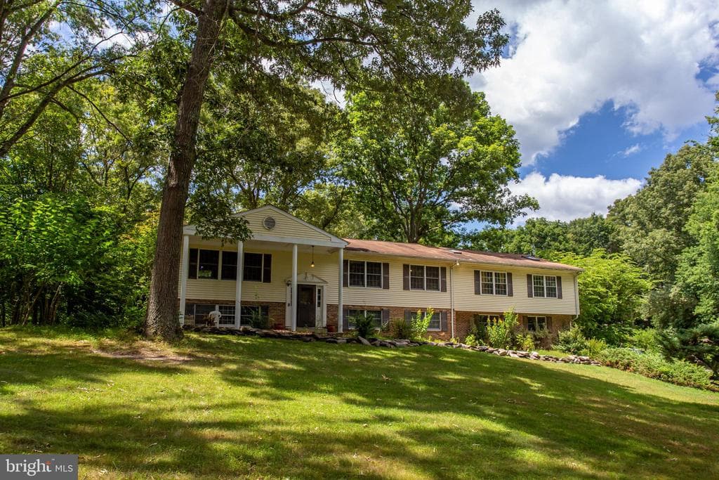 3760 Marvin Drive photo 1