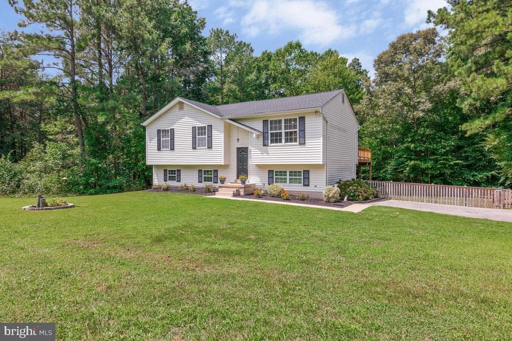 3215 Southern Pine Lane photo 1