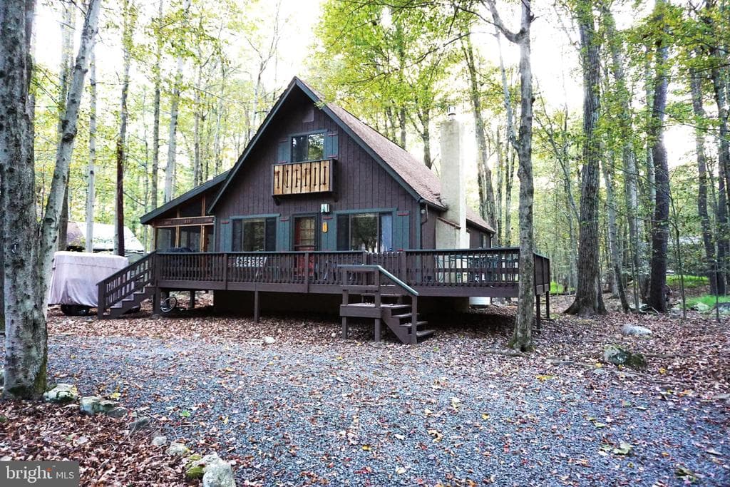 217 Beech photo 1