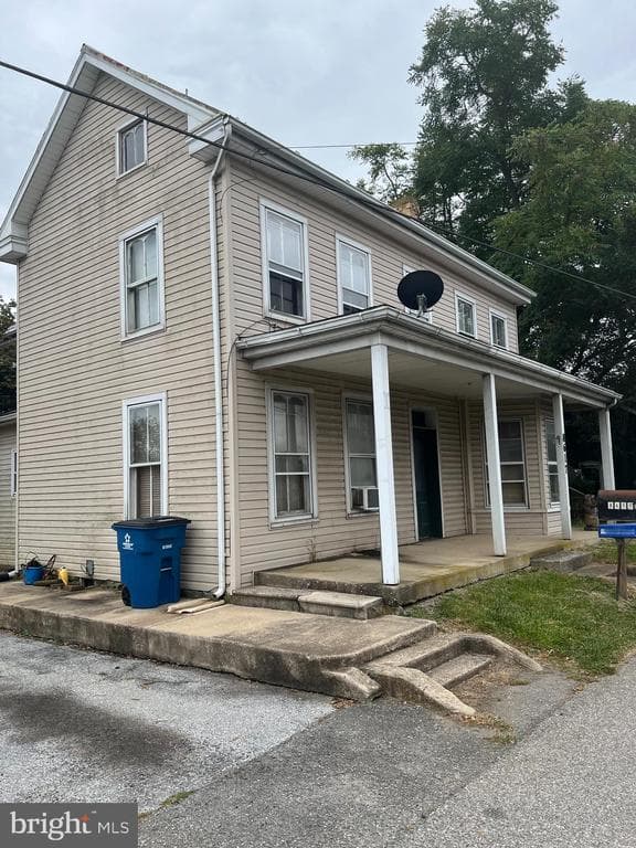 8617 Sharpsburg Pike photo 1