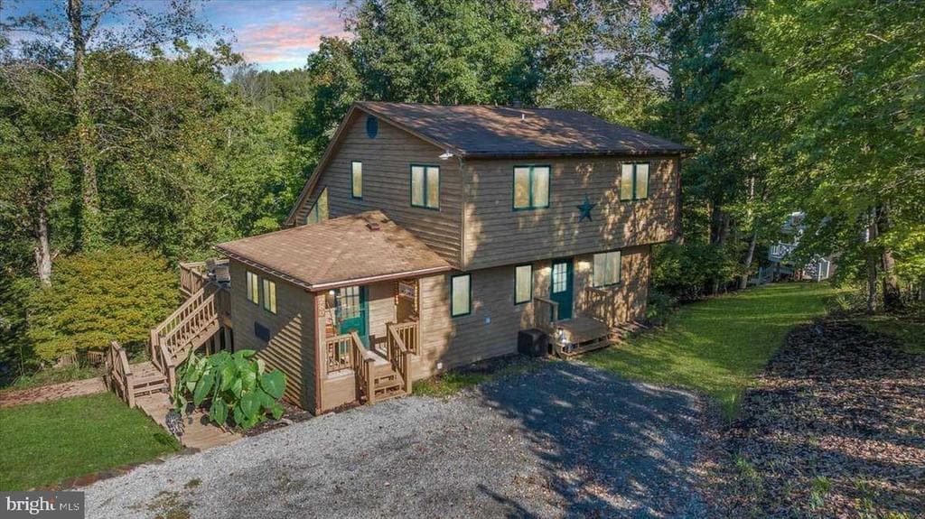 280 Chestnut Bluff Lane photo 1
