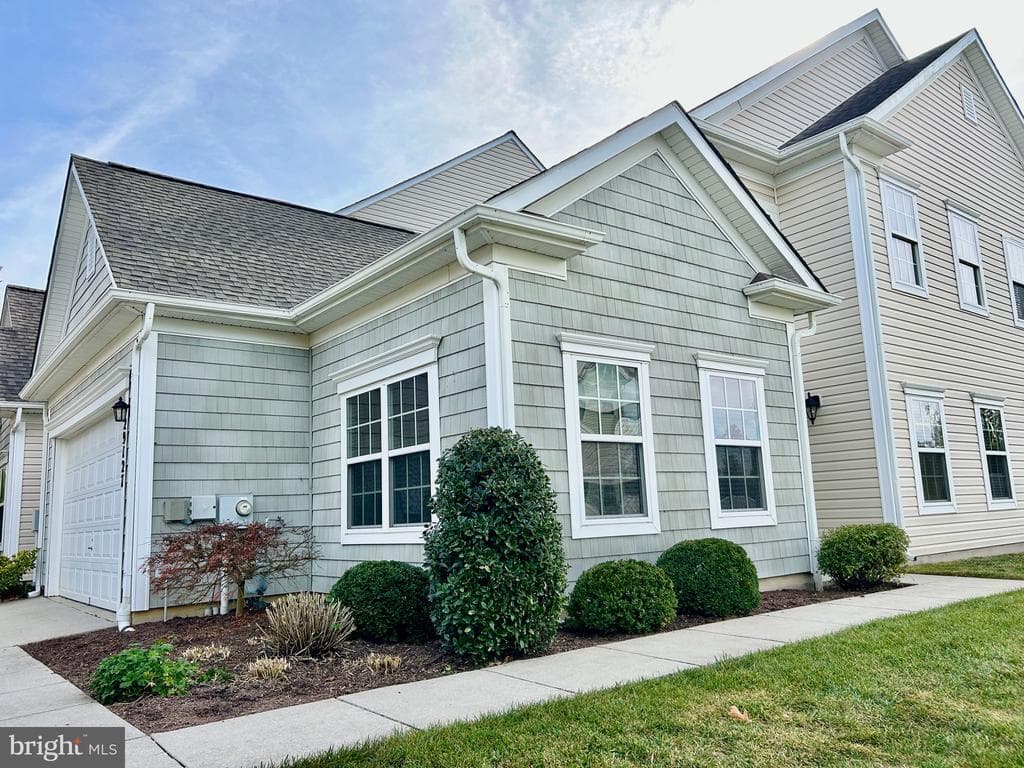 29127 Superior Circle photo 1