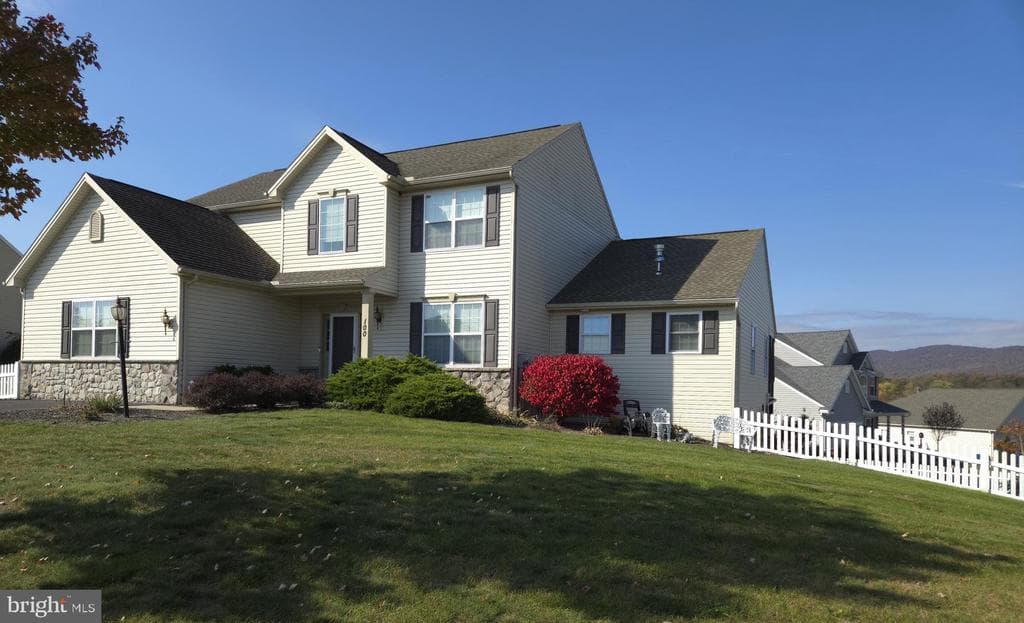 100 White Deer Way photo 1