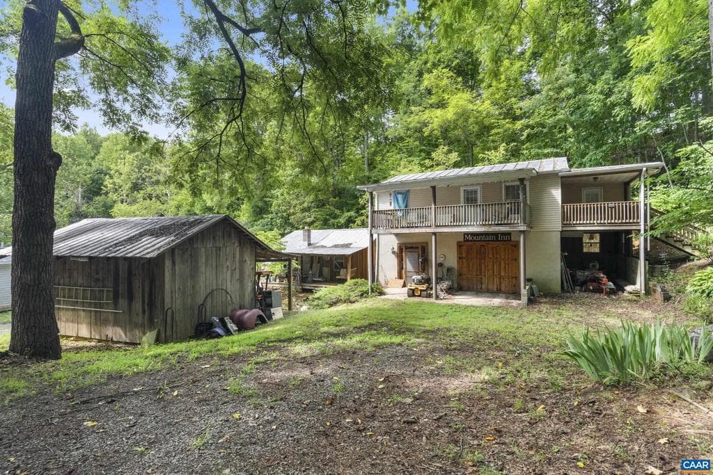 1688 Davis Creek Ln photo 1