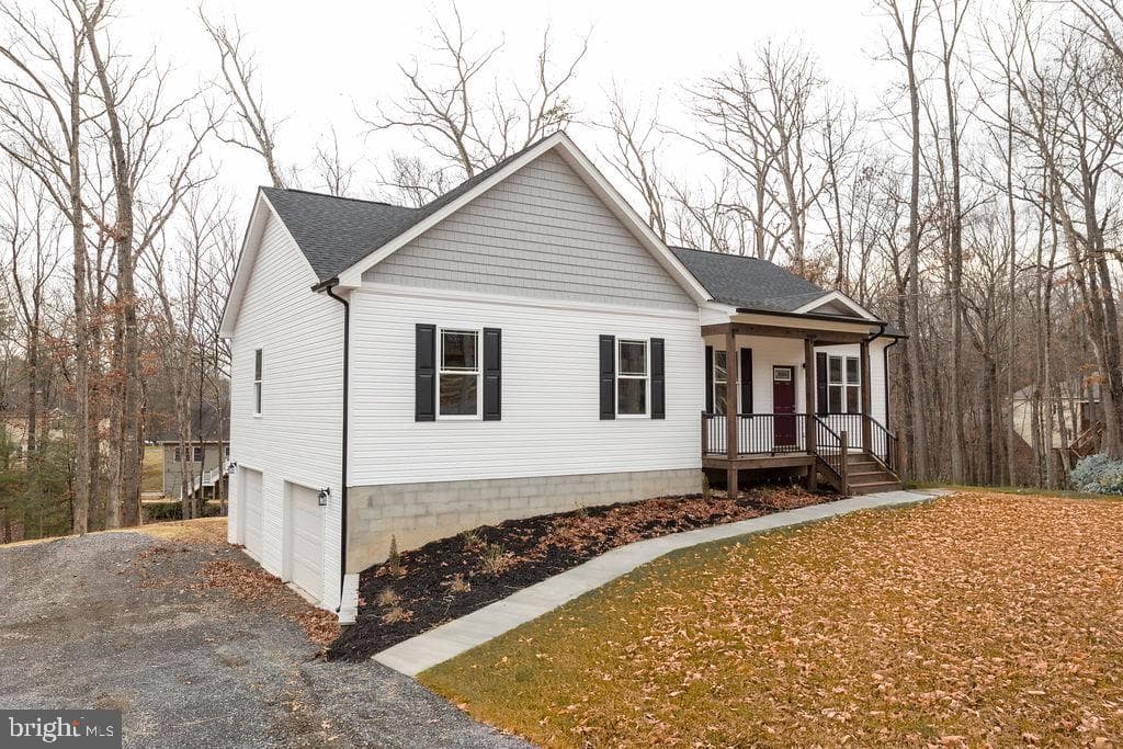 205 Dogwood Drive photo 1