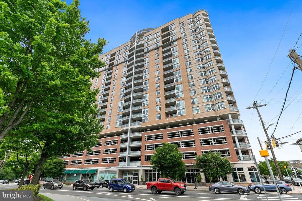 5750 Bou Avenue #911 photo 1