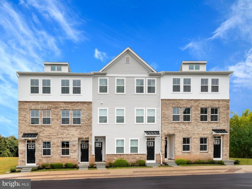 806 Graphite Drive photo 1