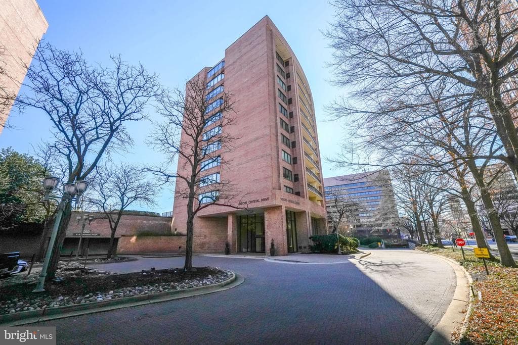 1805 Crystal Drive #410s photo 1