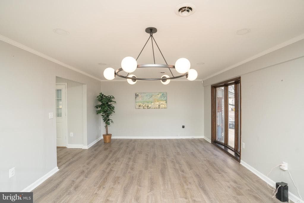 907 Reece Road photo 1
