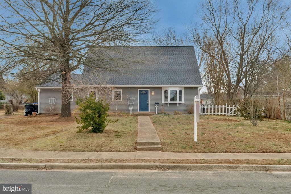 7589 Amherst Drive photo 1