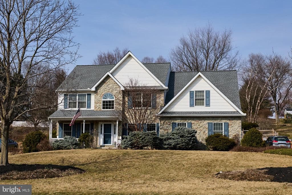 347 Buch Avenue photo 1