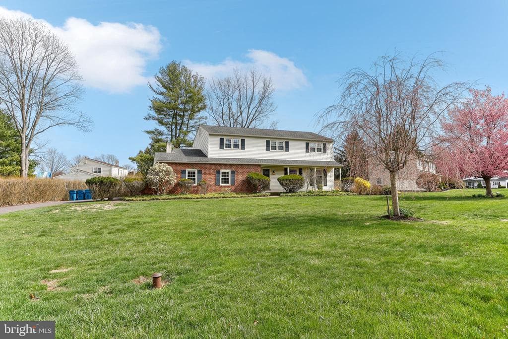 9 Beechwood Drive photo 1