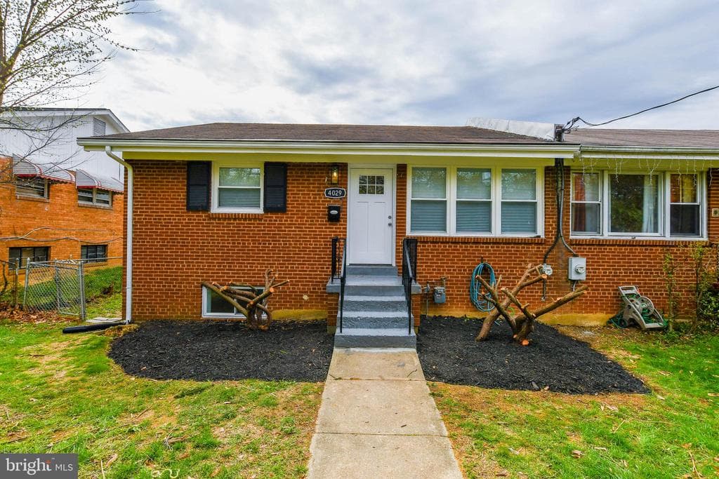 4029 Alabama Avenue SE photo 1